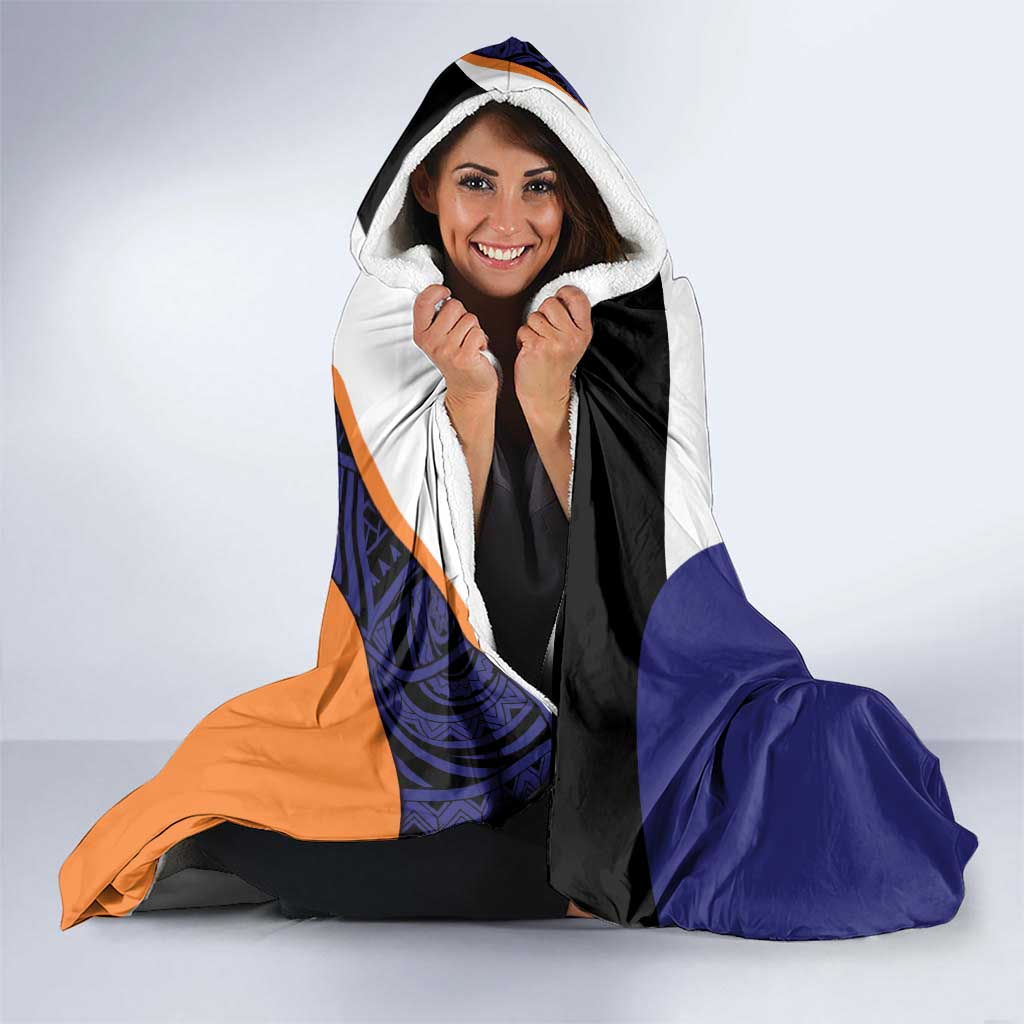 Personalised PNG New Ireland Hooded Blanket Bird of Paradise Tattoo Flag Motif - Polynesian Pride