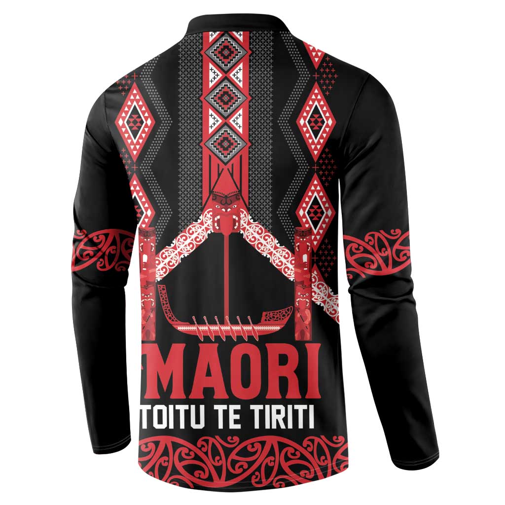 Toitu Te Tiriti Waitangi Button Sweatshirt Black Wharenui House LT9 - Polynesian Pride