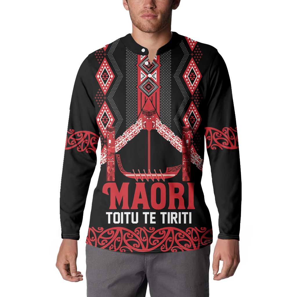 Toitu Te Tiriti Waitangi Button Sweatshirt Black Wharenui House LT9 - Polynesian Pride