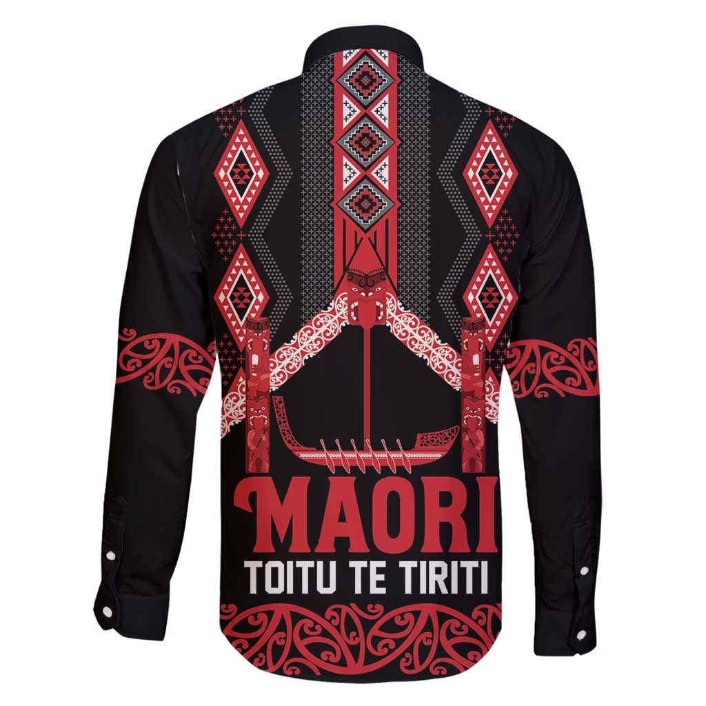 Toitu Te Tiriti Waitangi Family Matching Off Shoulder Maxi Dress and Hawaiian Shirt Black Wharenui House LT9 - Polynesian Pride