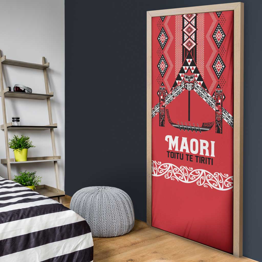 Toitu Te Tiriti Waitangi Door Cover Red Wharenui House LT9 - Polynesian Pride