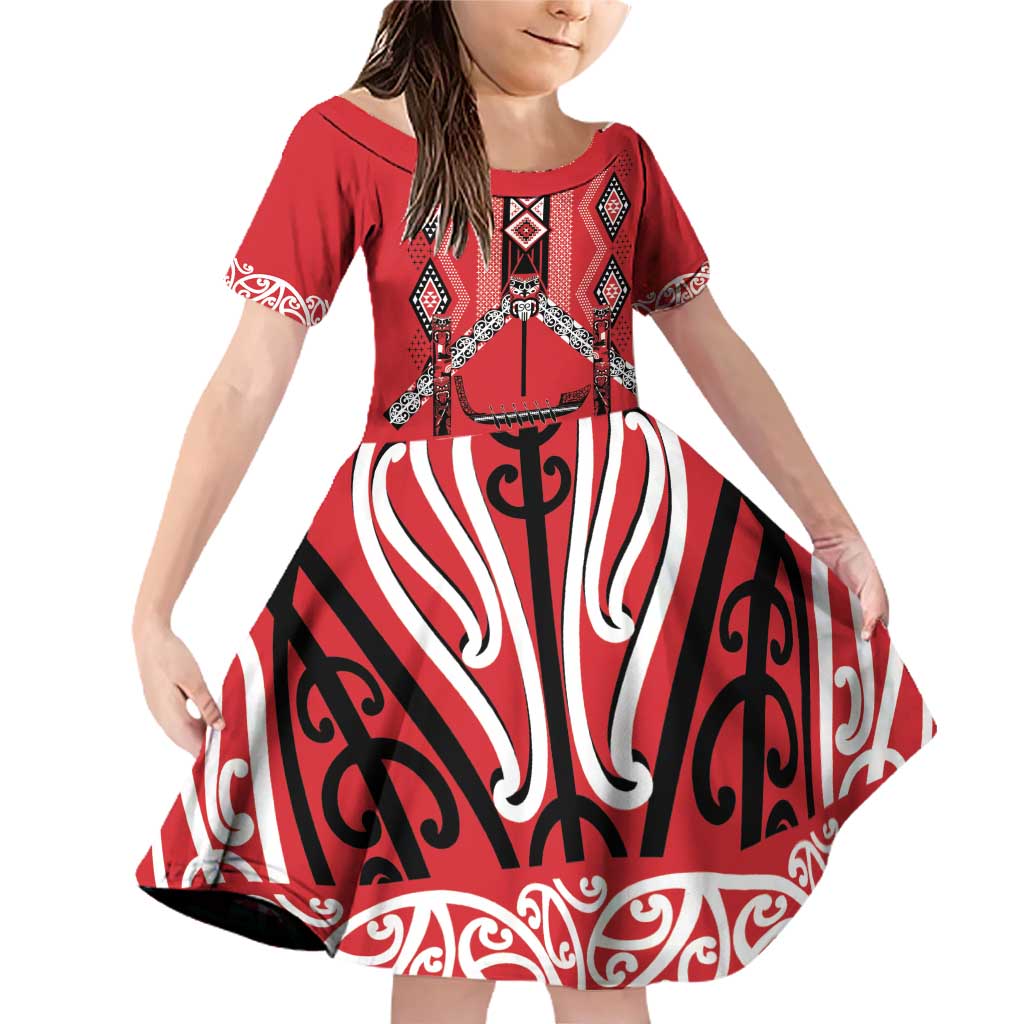 Toitu Te Tiriti Waitangi Family Matching Off Shoulder Short Dress and Hawaiian Shirt Red Wharenui House LT9 Daughter's Dress Red - Polynesian Pride