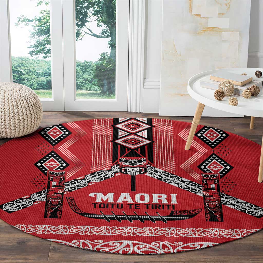 Toitu Te Tiriti Waitangi Round Carpet Red Wharenui House - Polynesian Pride