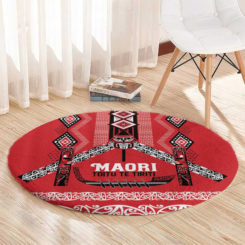 Toitu Te Tiriti Waitangi Round Carpet Red Wharenui House - Polynesian Pride