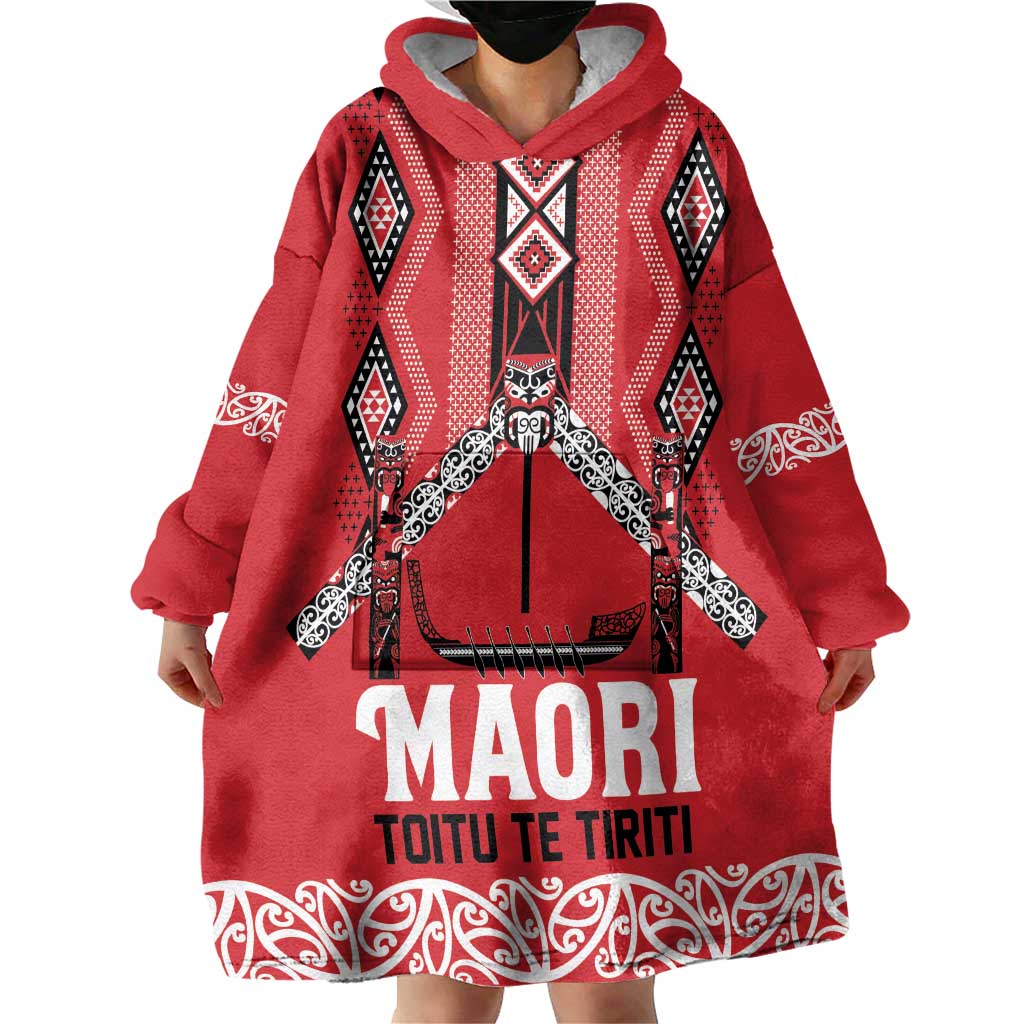 Toitu Te Tiriti Waitangi Wearable Blanket Hoodie Red Wharenui House LT9 - Polynesian Pride