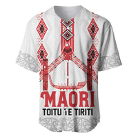 Toitu Te Tiriti Waitangi Baseball Jersey White Wharenui House LT9 white - Polynesian Pride
