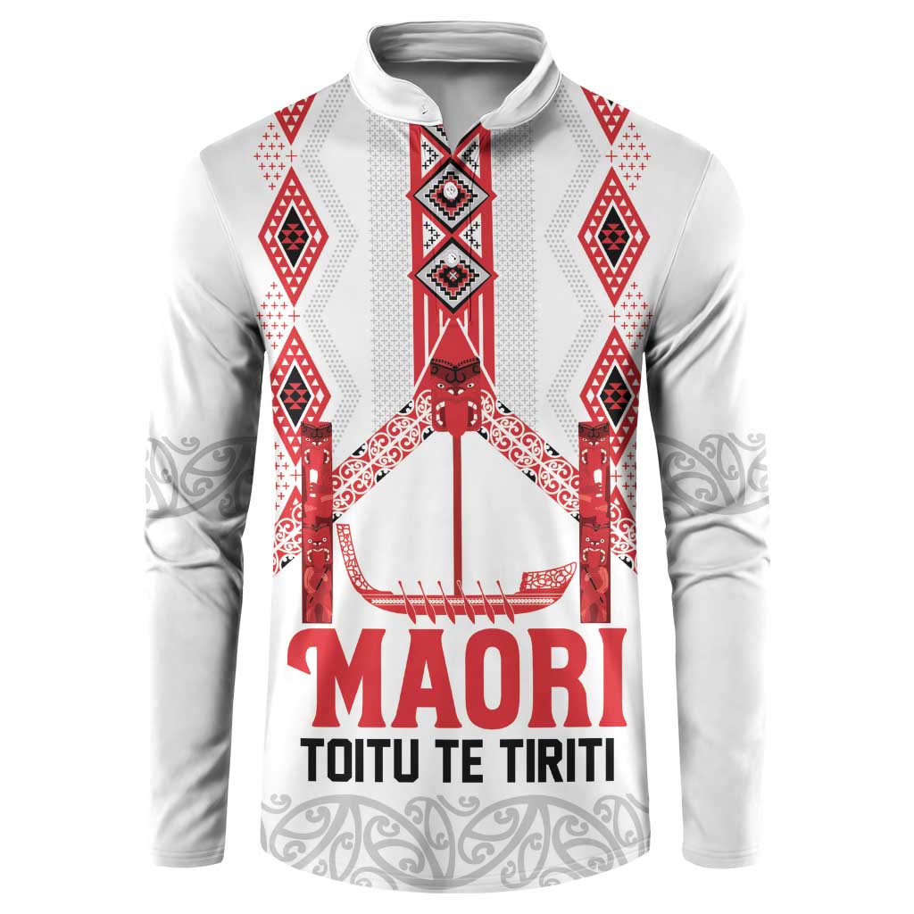 Toitu Te Tiriti Waitangi Button Sweatshirt White Wharenui House - Polynesian Pride