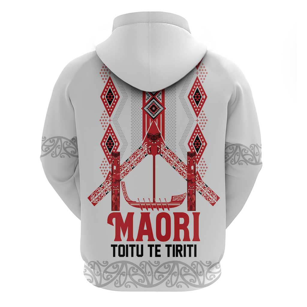 Toitu Te Tiriti Waitangi Hoodie White Wharenui House - Polynesian Pride