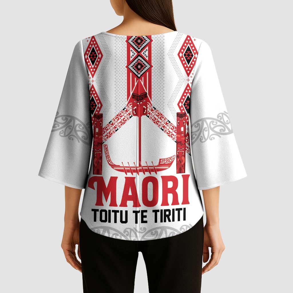 Toitu Te Tiriti Waitangi Kimono Sleeve Blouse White Wharenui House LT9 - Polynesian Pride