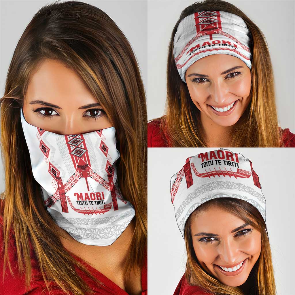 Toitu Te Tiriti Waitangi Neck Gaiter White Wharenui House LT9 - Polynesian Pride