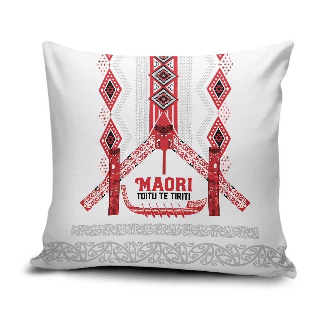 Toitu Te Tiriti Waitangi Pillow Cover White Wharenui House LT9 white - Polynesian Pride