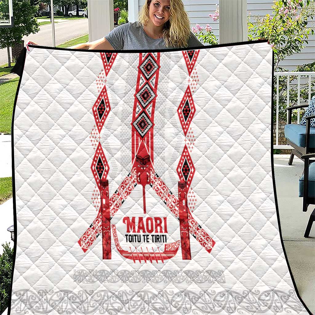 Toitu Te Tiriti Waitangi Quilt White Wharenui House LT9 white - Polynesian Pride