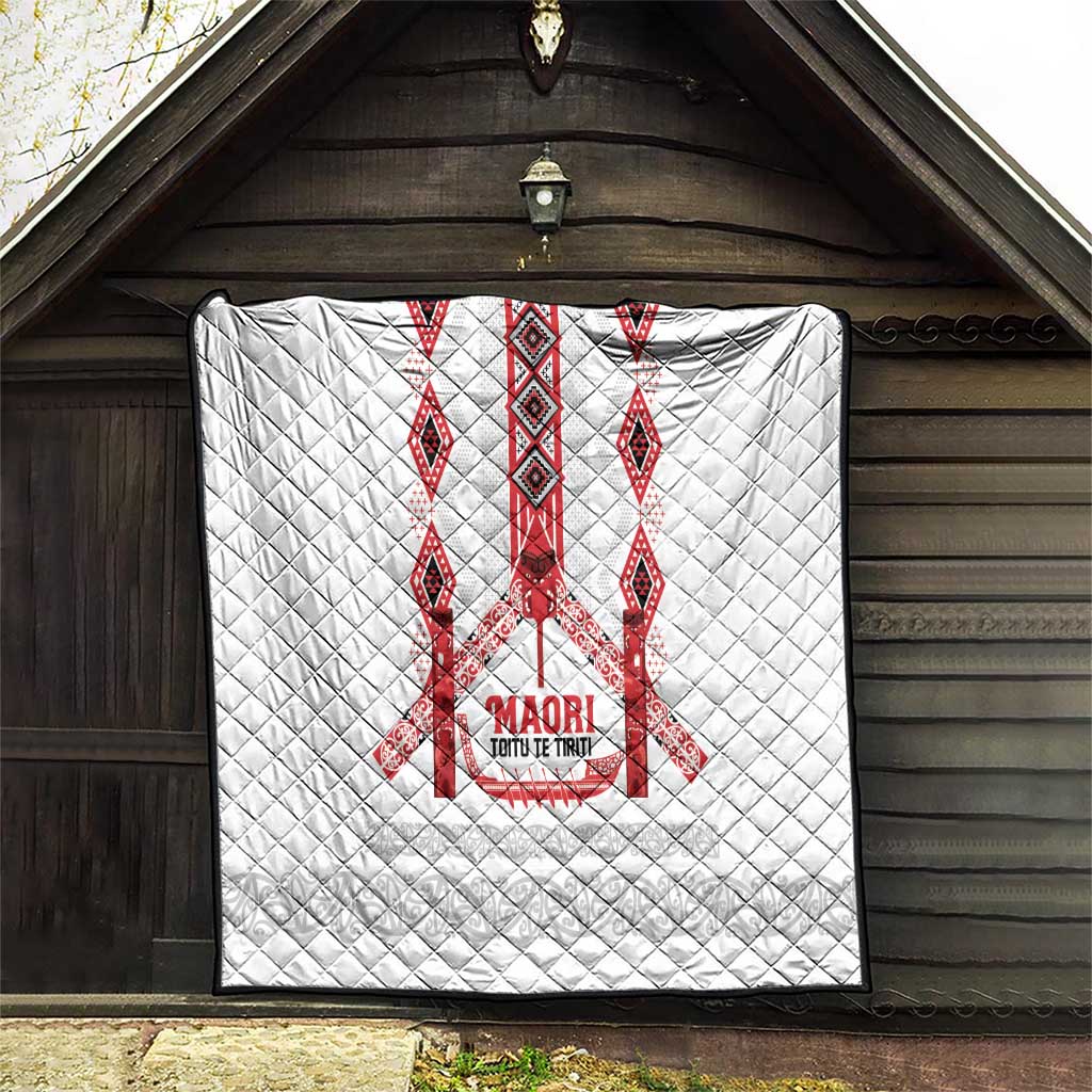 Toitu Te Tiriti Waitangi Quilt White Wharenui House LT9 - Polynesian Pride