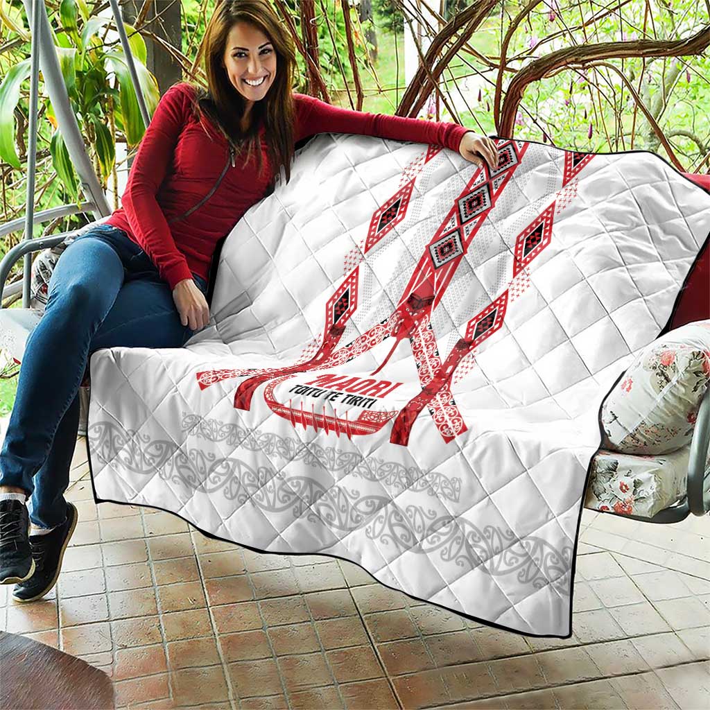 Toitu Te Tiriti Waitangi Quilt White Wharenui House LT9 - Polynesian Pride