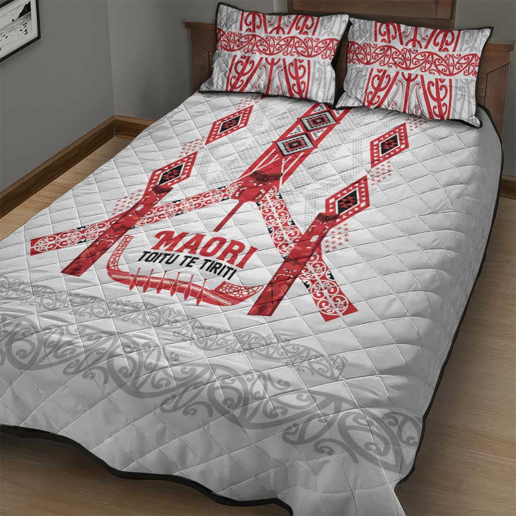 Toitu Te Tiriti Waitangi Quilt Bed Set White Wharenui House - Polynesian Pride