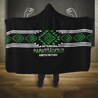 Aotearoa Atua Papatuanuku Hooded Blanket Maori Earth Mother Taniko Motifs LT14 - Polynesian Pride