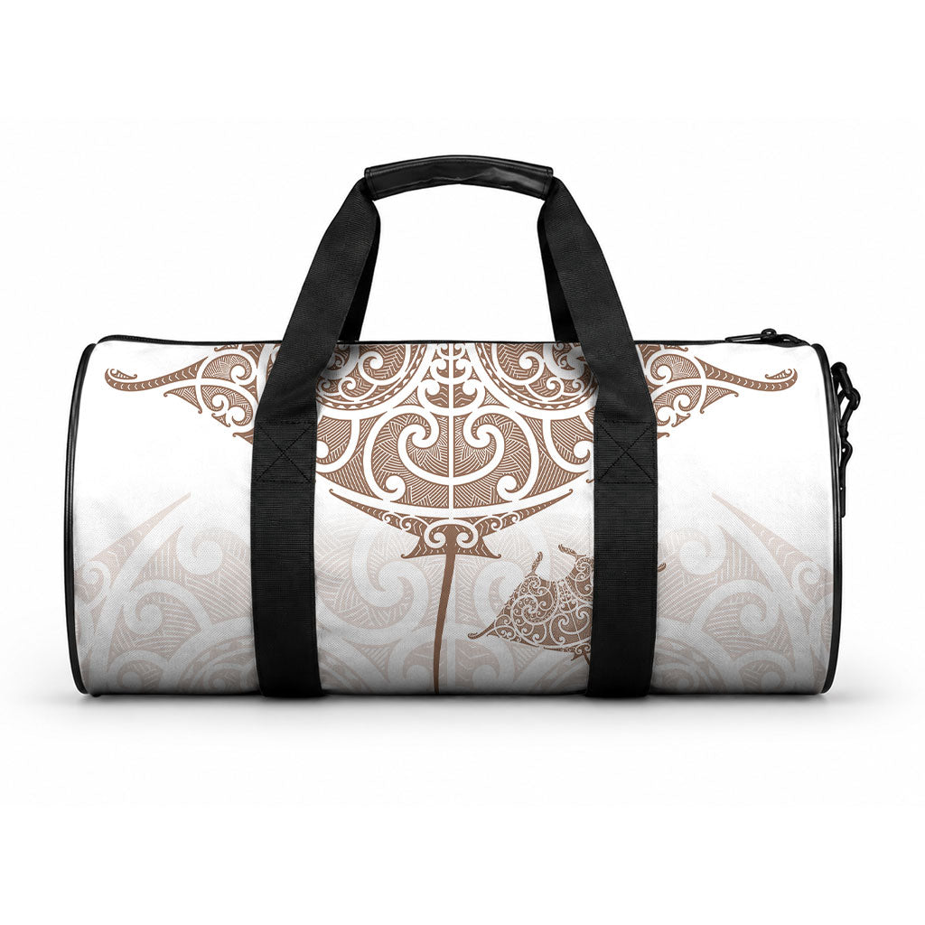 New Zealand Manta Ray Tattoo Duffle Bag Aotearoa Maori Haehae Beige