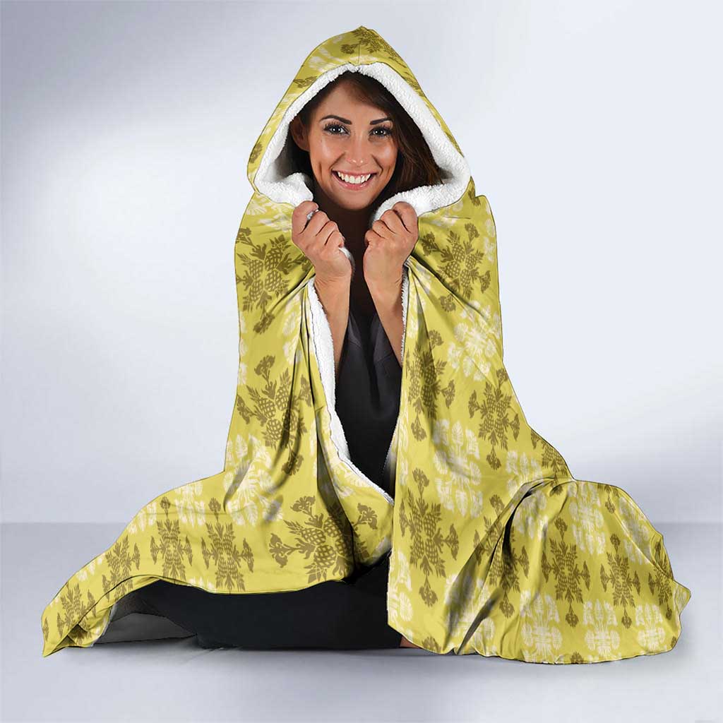 Yellow Hawaiian Quilt Hooded Blanket Hawaii Pineapple Monstera Palaka Motifs LT14 - Polynesian Pride