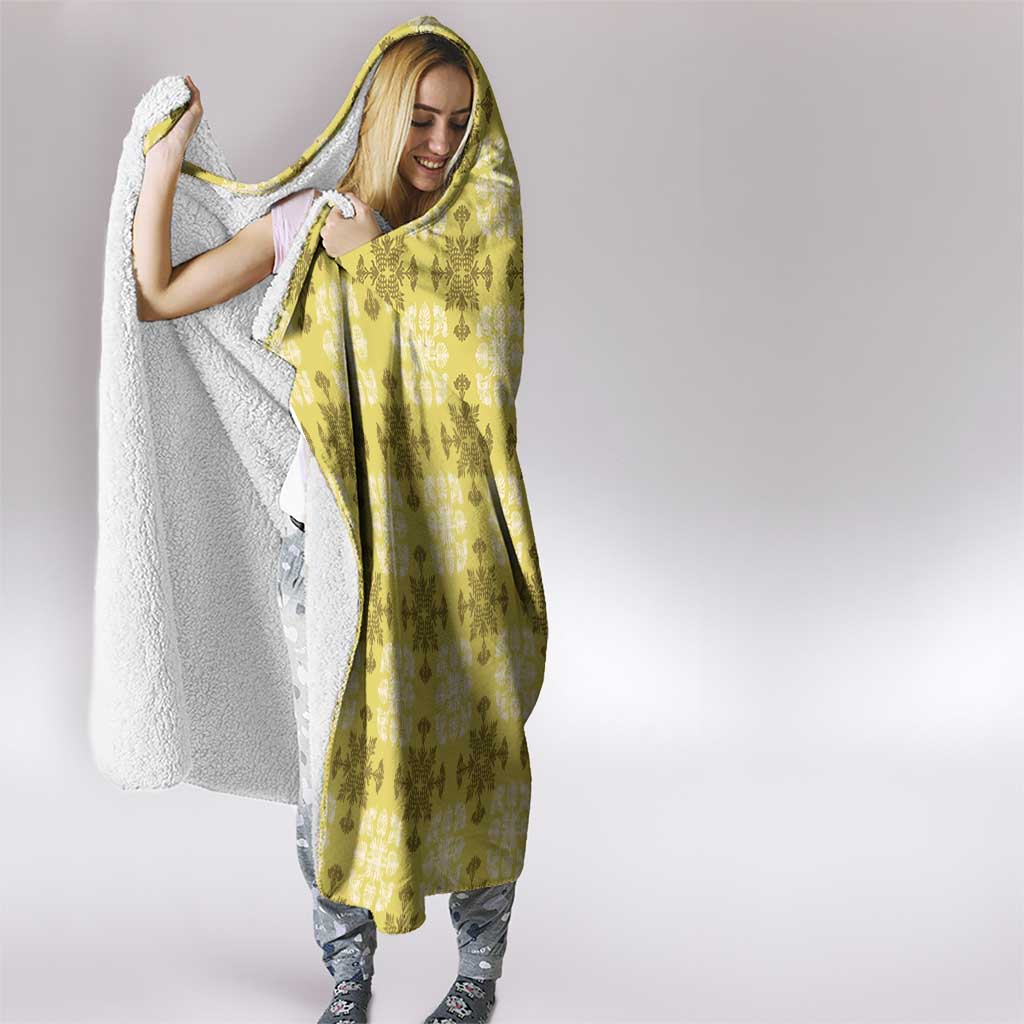 Yellow Hawaiian Quilt Hooded Blanket Hawaii Pineapple Monstera Palaka Motifs LT14 - Polynesian Pride
