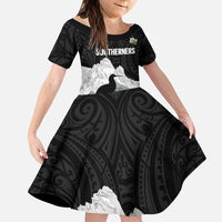 New Zealand South Island Football Custom Family Matching Summer Maxi Dress and Hawaiian Shirt Aoraki Mount Cook With Kiwi Maori Pattern LT14 Daughter's Dress Black - Polynesian Pride