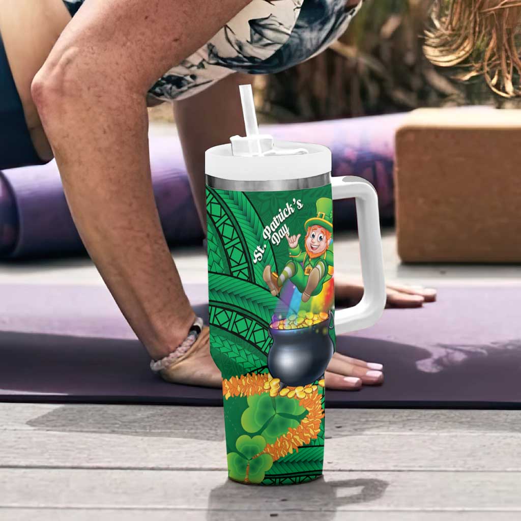 St Patrick's Day Hawaii Tumbler With Handle Hauoli Maoli Funny Shaka Leprechaun