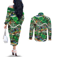 St Patrick's Day Palaka Hawaii Couples Matching Off The Shoulder Long Sleeve Dress and Long Sleeve Button Shirt Kukui Nut Pikake Lei Shamrock Dabbing Leprechaun LT14 - Polynesian Pride