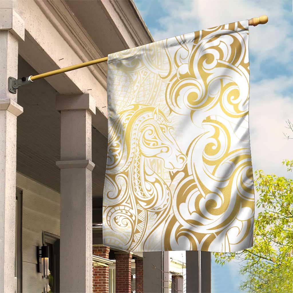 Gold And White Aotearoa Horse Racing Garden Flag NZ Maori Pattern LT14 House Flag White - Polynesian Pride