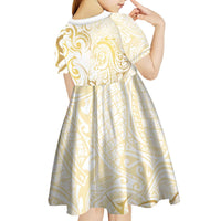Gold And White Aotearoa Horse Racing Kid Short Sleeve Dress NZ Maori Pattern LT14 - Polynesian Pride
