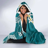 Cyan Polynesian Tribal Frangipani Tropical Vibe Hooded Blanket