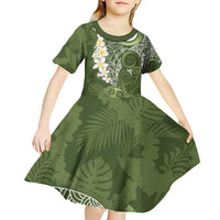 Green Polynesian Tribal Frangipani Tropical Vibe Kid Short Sleeve Dress