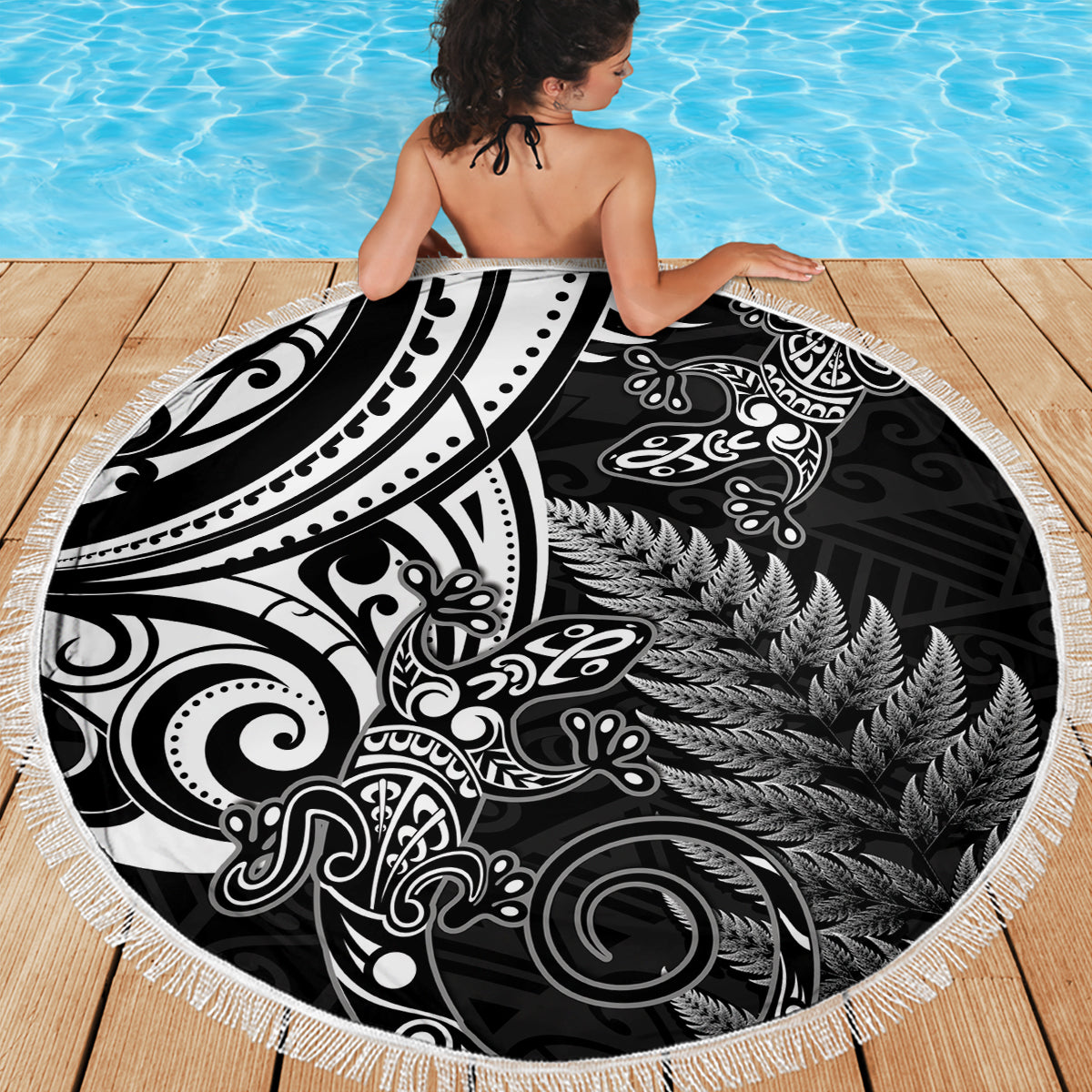 New Zealand Lizard Beach Blanket Silver Fern Aotearoa Maori