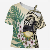 Endemic Tomtit New Zealand Cross Shoulder Shirt Miromiro Manuka Silver Fern Maori Pattern LT14 Female Cream - Polynesian Pride