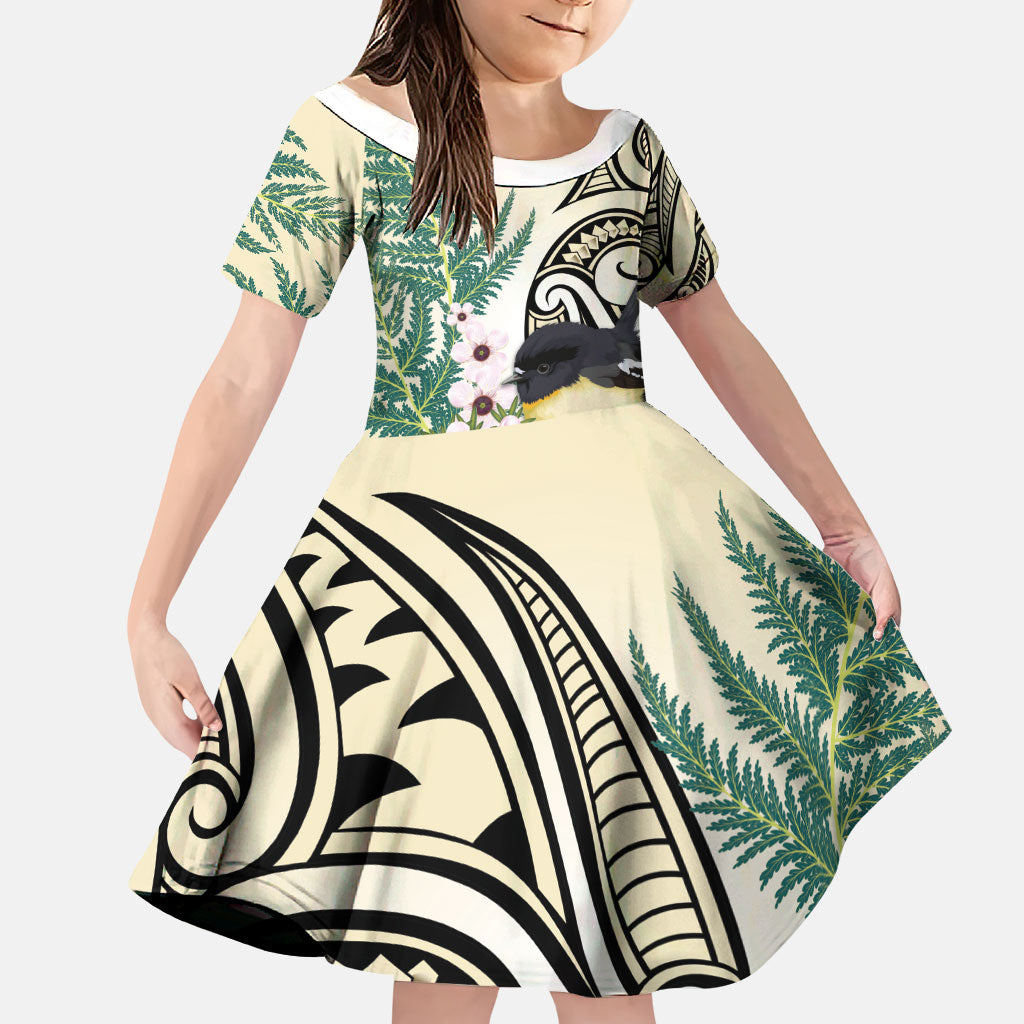 Endemic Tomtit New Zealand Family Matching Off Shoulder Short Dress and Hawaiian Shirt Miromiro Manuka Silver Fern Maori Pattern LT14 Daughter's Dress Cream - Polynesian Pride