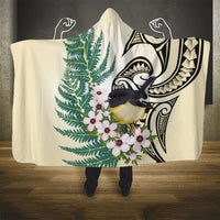 Endemic Tomtit New Zealand Hooded Blanket Miromiro Manuka Silver Fern Maori Pattern
