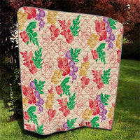 Colorful Aloha Hawaii Hibiscus Orchid Seamless Quilt