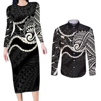 Aloha Hawaii Kalo Pikake Lei Couples Matching Long Sleeve Bodycon Dress and Long Sleeve Button Shirt Chest Tattoo Black Hawaiian Pattern