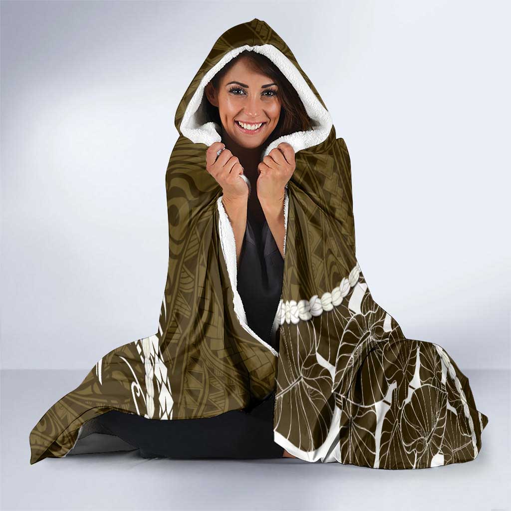 Aloha Hawaii Kalo Pikake Lei Hooded Blanket Chest Tattoo Gold Hawaiian Pattern