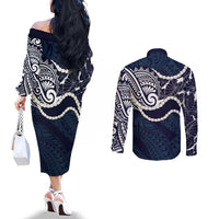 Aloha Hawaii Kalo Pikake Lei Couples Matching Off The Shoulder Long Sleeve Dress and Long Sleeve Button Shirt Chest Tattoo Oxford Blue Hawaiian Pattern