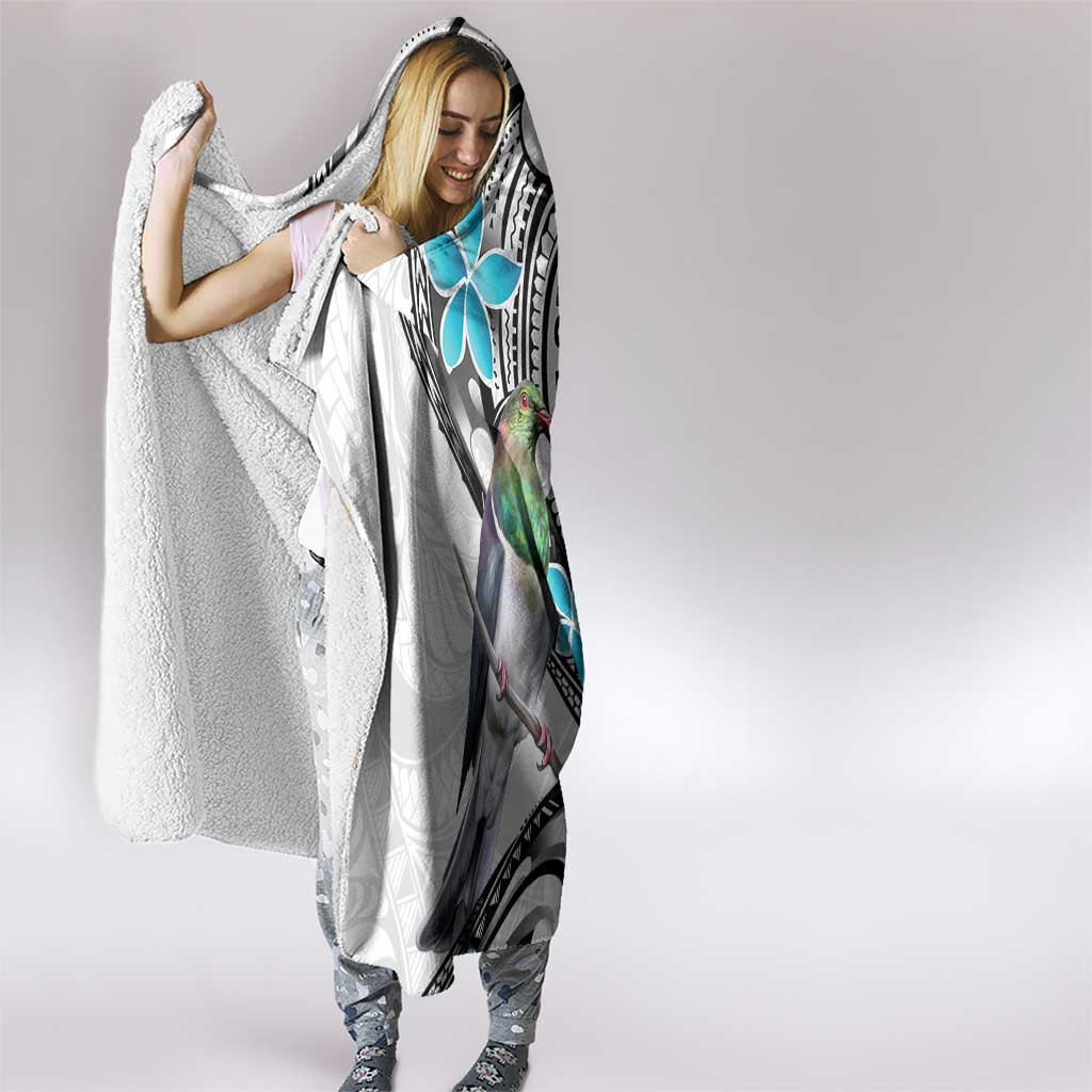 Aotearoa Te Ika-a-Maui Hooded Blanket South Island Kekeru Maori Koru