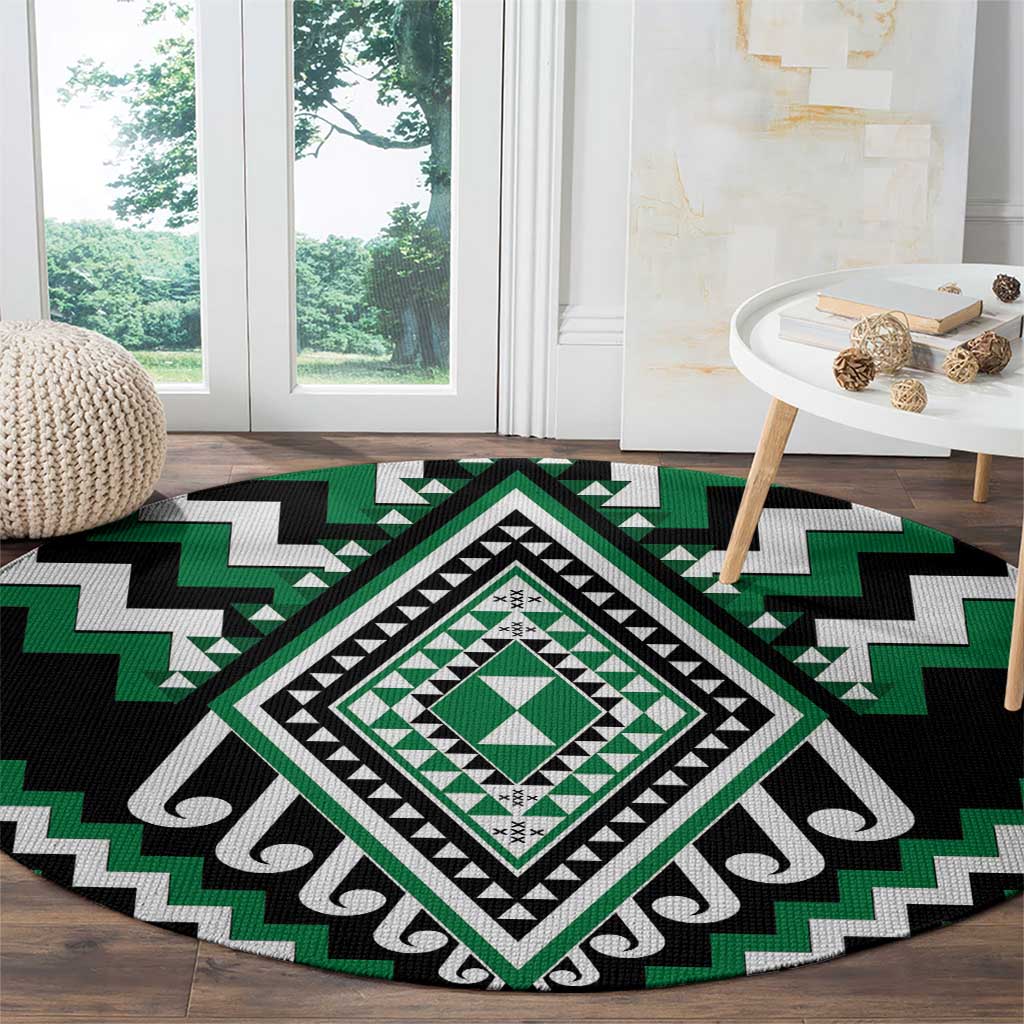 Green Aotearoa Taniko Poutama Patikitiki Round Carpet