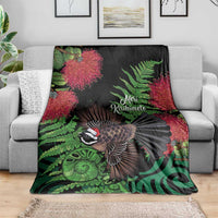 Meri Kirihimete New Zealand Blanket Piwakawaka Koru Fern Mix Pohutukawa - Polynesian Pride