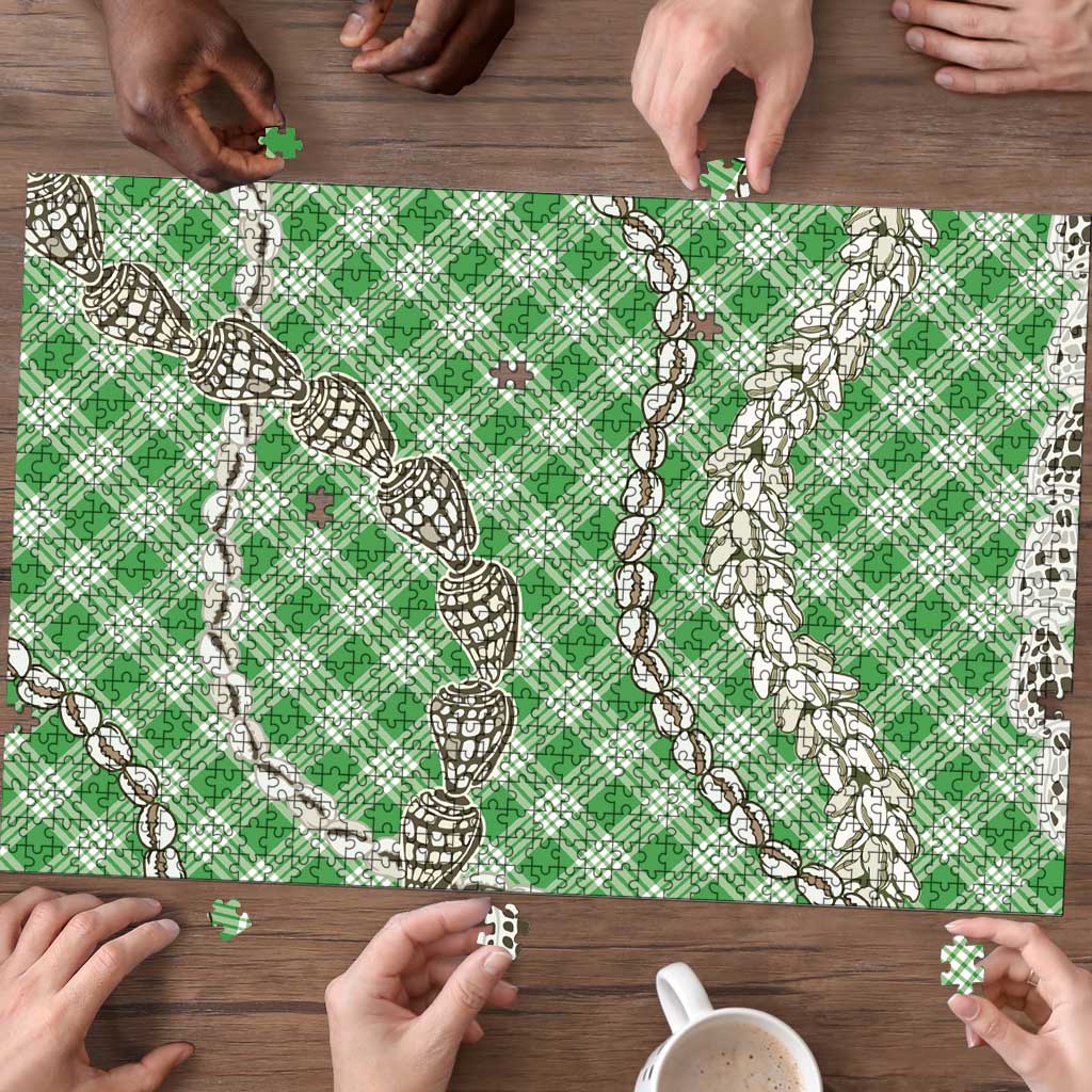 Green Aloha Hawaii Shell Lei Puzzle Palaka Hebrew Cone Honey Cowrie Elegant Curves - Polynesian Pride