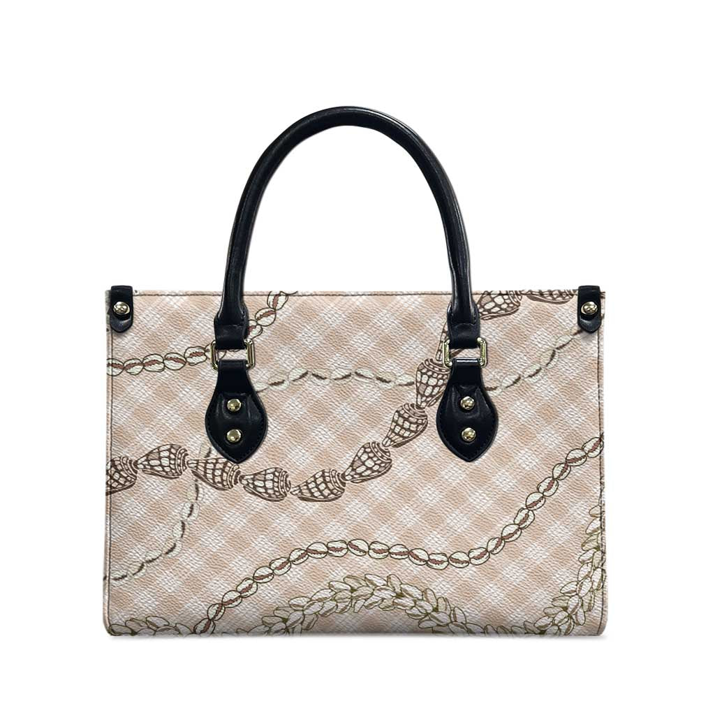 Beige Aloha Hawaii Shell Lei Leather Bag Palaka Hebrew Cone Honey Cowrie Elegant Curves - Polynesian Pride