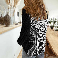 New Zealand Eel Women Casual Shirt Tuna Aotearoa Maori Patten - Black LT14 - Polynesian Pride