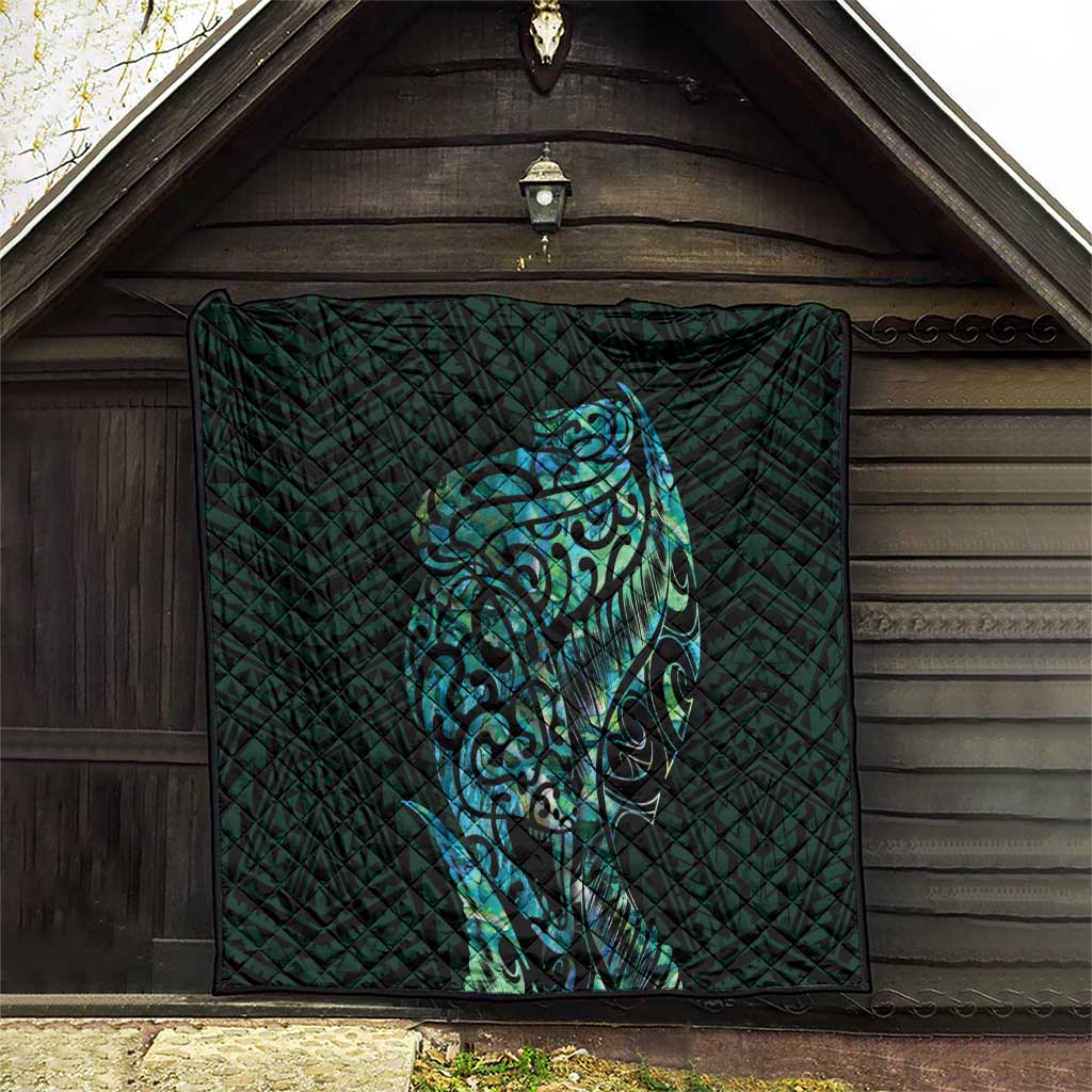 New Zealand Eel Quilt Tuna Aotearoa Maori With Paua Shell - Turquoise LT14 - Polynesian Pride
