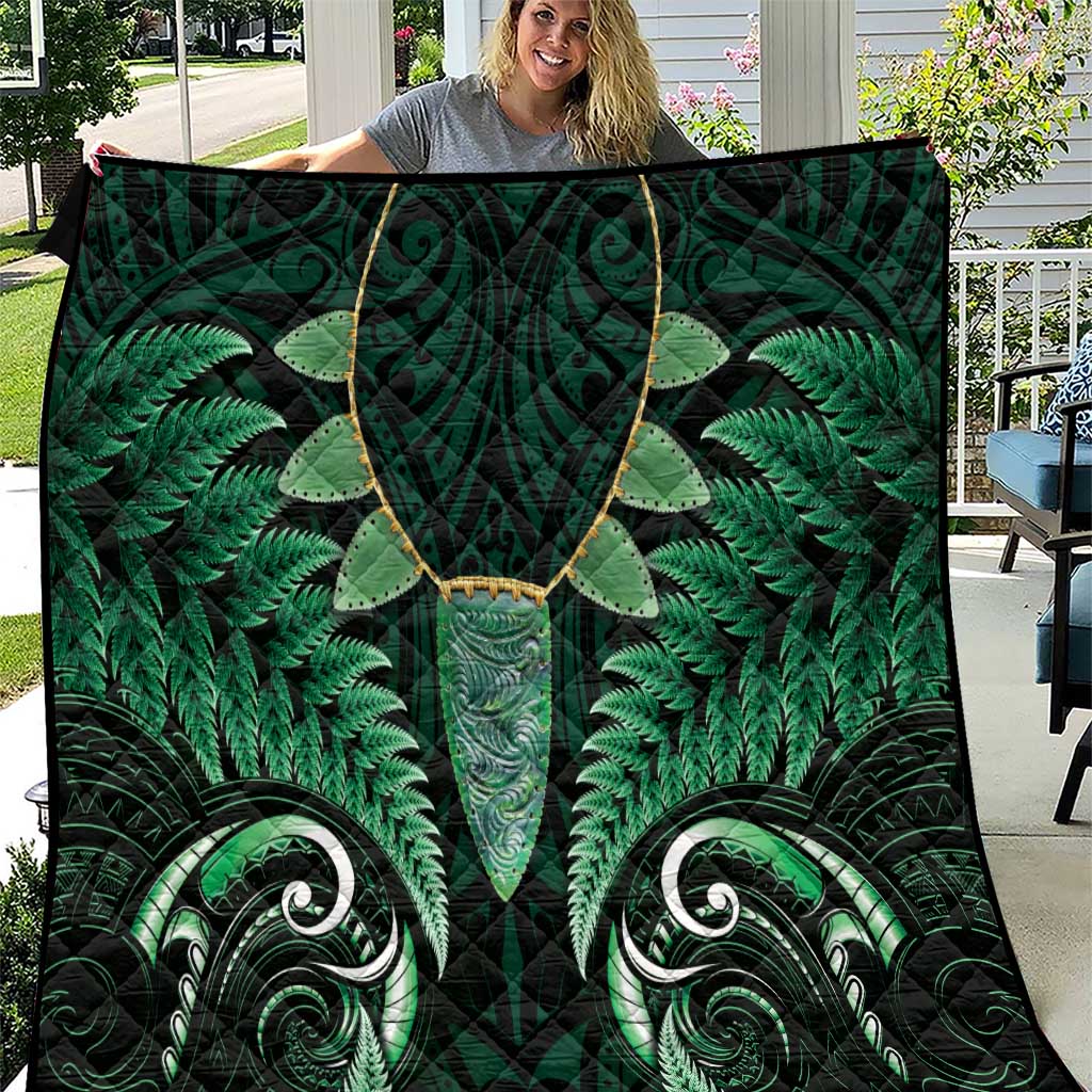 Aotearoa Pounamu Niho Quilt Silver Fern Mix Maori Pattern - Green