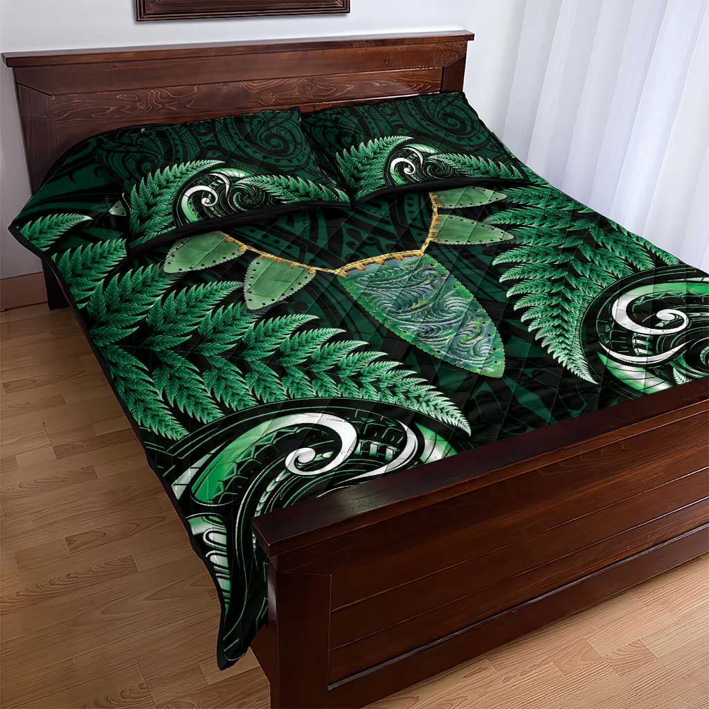 Aotearoa Pounamu Niho Quilt Bed Set Silver Fern Mix Maori Pattern - Green