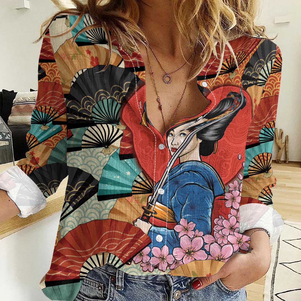Japanese Geisha Katana Women Casual Shirt Japan Sensu Seigaiha Pattern - Polynesian Pride