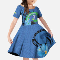 New Zealand Chatham Islands Family Matching Mermaid Dress and Hawaiian Shirt Wharekauri Forget Me Not With Black Robin LT14 Daughter's Dress Blue - Polynesian Pride