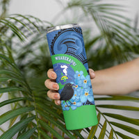 New Zealand Chatham Islands Skinny Tumbler Wharekauri Forget Me Not With Black Robin LT14 - Polynesian Pride